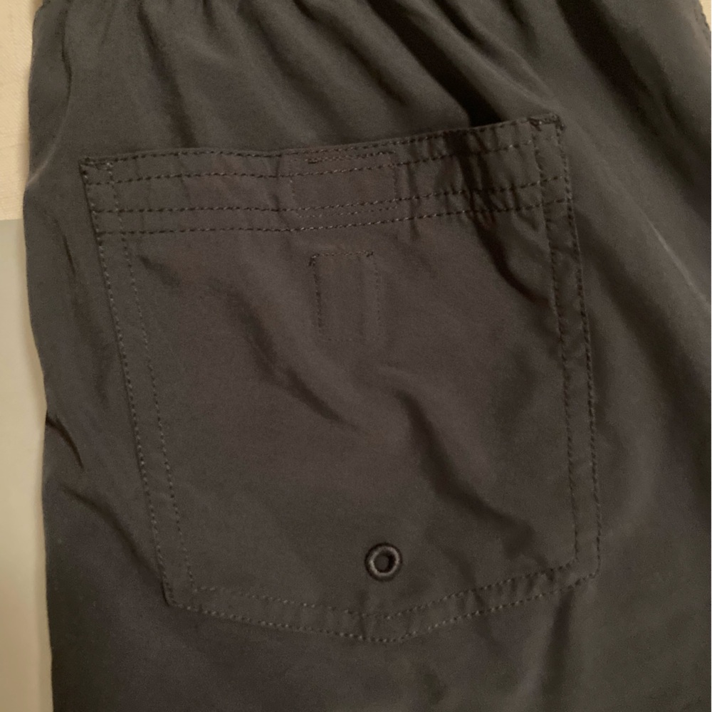 Vuori Black Shorts- size L - Picture 5 of 5